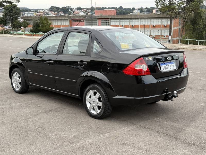 FORD - FIESTA - 2010/2010 - Preta - R$ 24.900,00