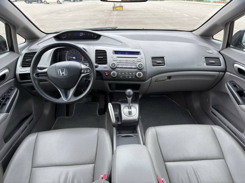 HONDA - CIVIC - 2010/2010 - Preta - R$ 51.900,00