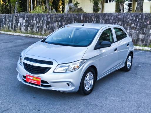 CHEVROLET - ONIX - 2018/2018 - Prata - R$ 48.900,00