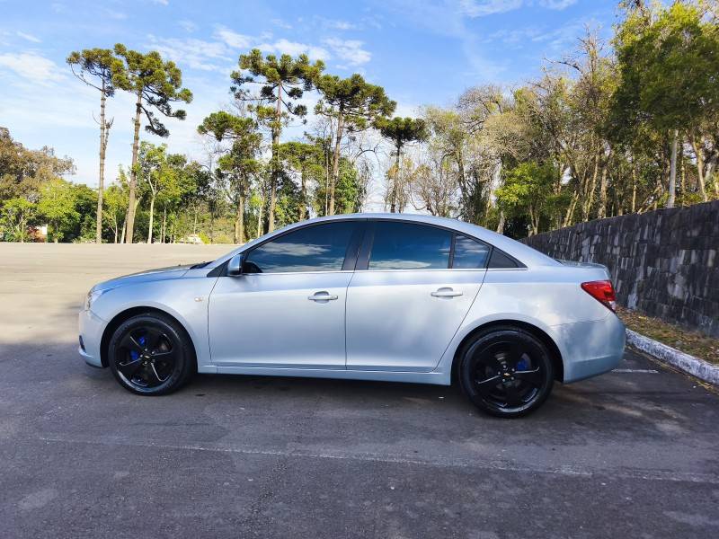 CHEVROLET - CRUZE - 2012/2012 - Prata - R$ 55.900,00