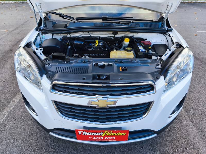 CHEVROLET - TRACKER - 2014/2014 - Branca - R$ 63.900,00