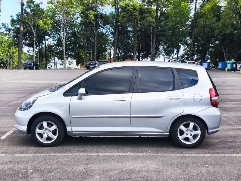 HONDA - FIT - 2006/2006 - Prata - R$ 32.900,00