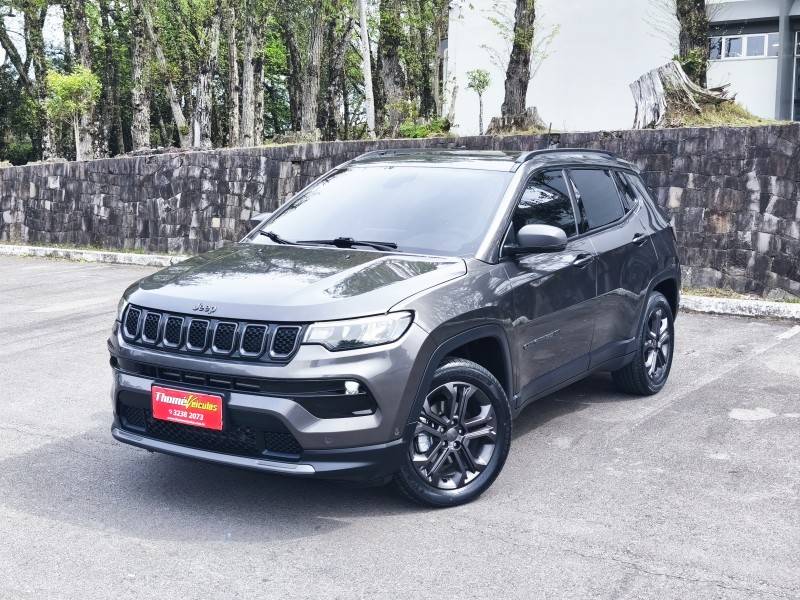 JEEP - COMPASS - 2022/2022 - Cinza - R$ 135.900,00