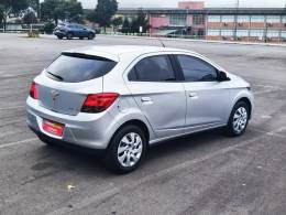 CHEVROLET - ONIX - 2015/2015 - Prata - R$ 48.900,00
