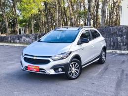 CHEVROLET - ONIX - 2017/2017 - Prata - R$ 64.900,00