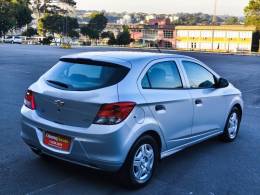 CHEVROLET - ONIX - 2018/2018 - Prata - R$ 48.900,00