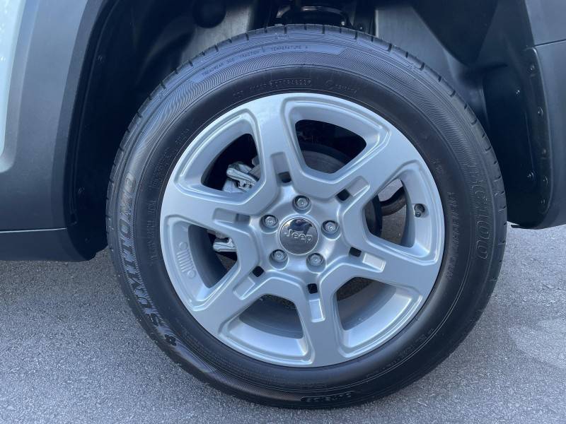 JEEP - RENEGADE - 2023/2023 - Branca - R$ 96.900,00