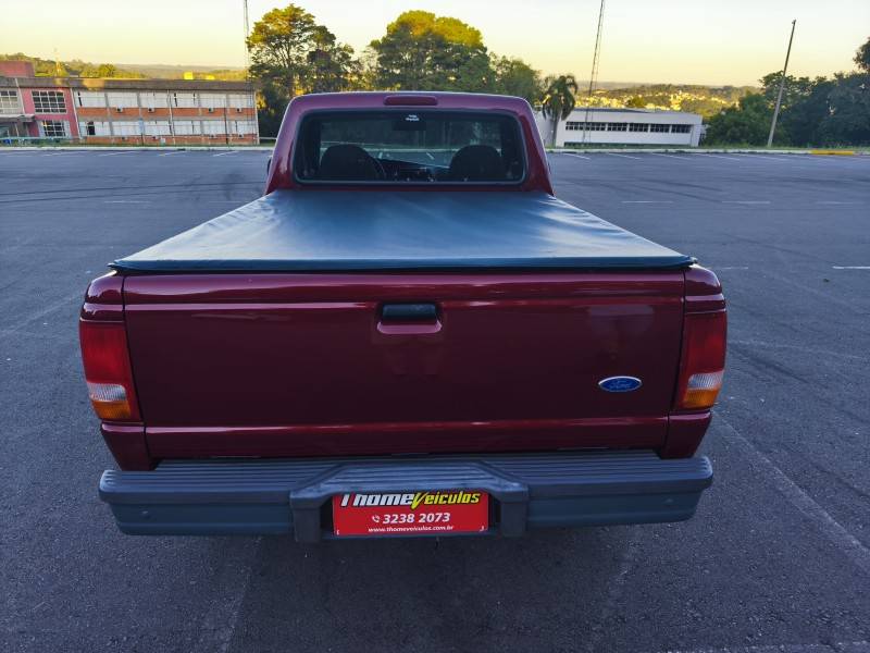 FORD - RANGER - 1996/1996 - Vermelha - R$ 42.900,00