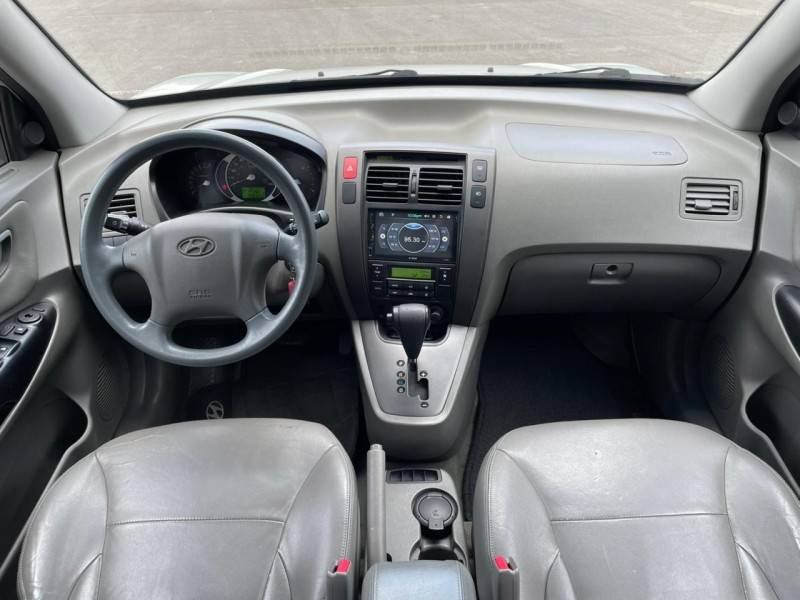 HYUNDAI - TUCSON - 2013/2013 - Dourada - R$ 47.900,00