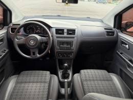 VOLKSWAGEN - FOX - 2014/2015 - Branca - R$ 48.900,00