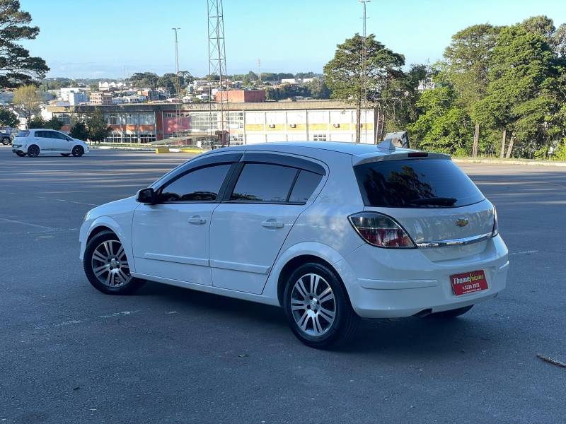 CHEVROLET - VECTRA - 2010/2010 - Branca - R$ 43.900,00