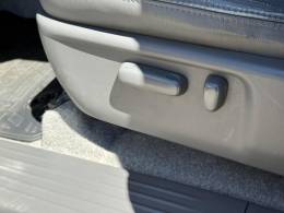 TOYOTA - HILUX - 2015/2015 - Prata - R$ 115.900,00