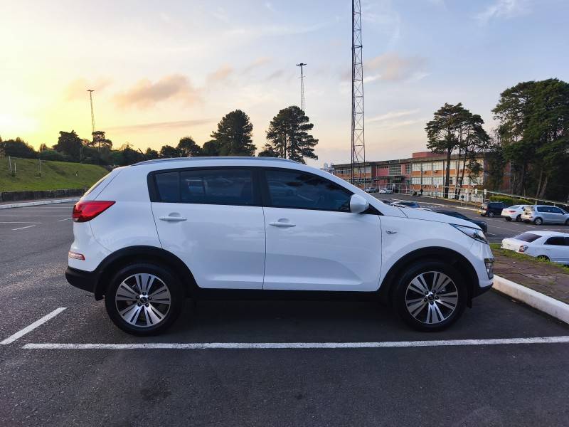 KIA MOTORS - SPORTAGE - 2015/2015 - Branca - R$ 77.900,00