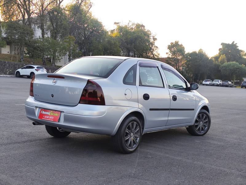 CHEVROLET - CORSA - 2009/2009 - Prata - R$ 29.900,00