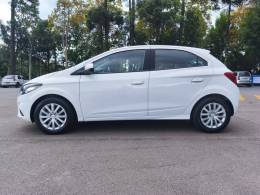CHEVROLET - ONIX - 2018/2018 - Branca - R$ 63.900,00