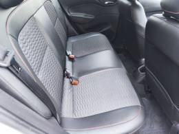 CHEVROLET - ONIX - 2018/2018 - Branca - R$ 59.900,00