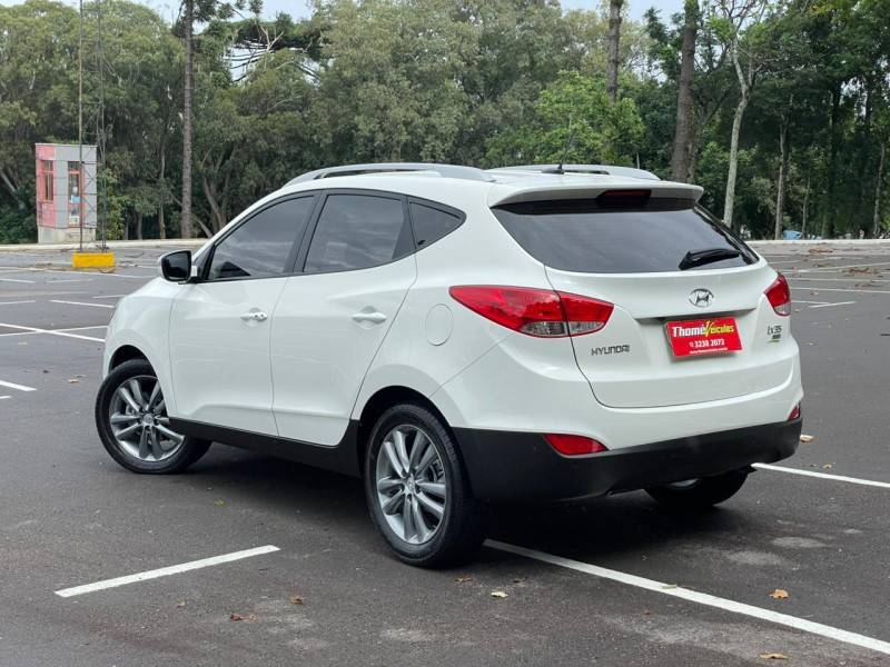 HYUNDAI - IX35 - 2015/2015 - Branca - R$ 73.900,00
