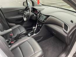 CHEVROLET - TRACKER - 2017/2017 - Prata - R$ 86.900,00