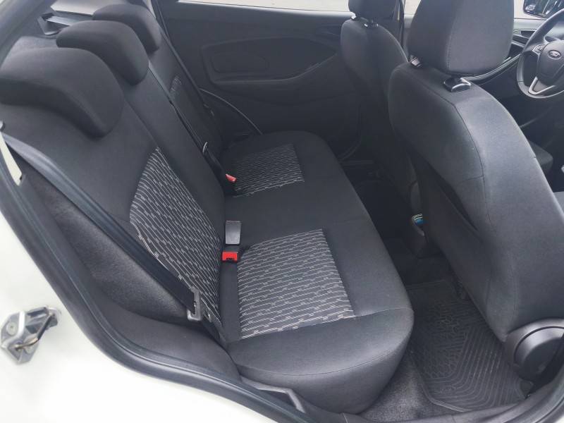 FORD - KA + - 2021/2021 - Branca - R$ 64.900,00