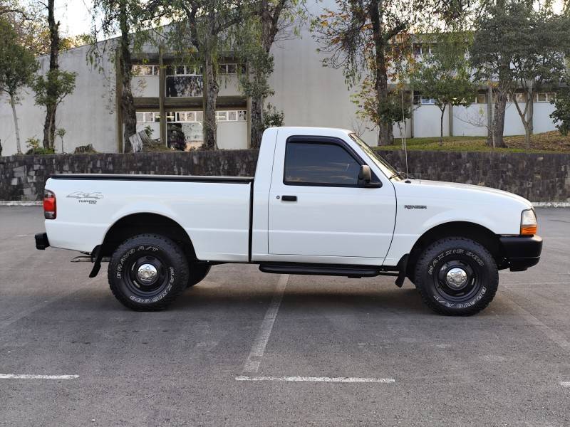 FORD - RANGER - 2000/2000 - Branca - R$ 63.900,00