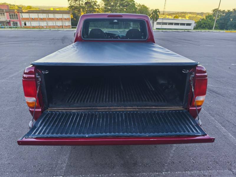 FORD - RANGER - 1996/1996 - Vermelha - R$ 42.900,00
